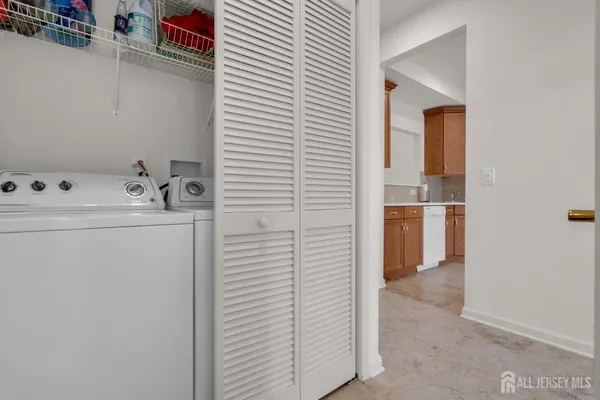 $575,000 | 802 Schindler Drive, Monmouth Junction, NJ 08852