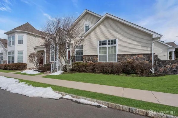 $575,000 | 802 Schindler Drive, Monmouth Junction, NJ 08852