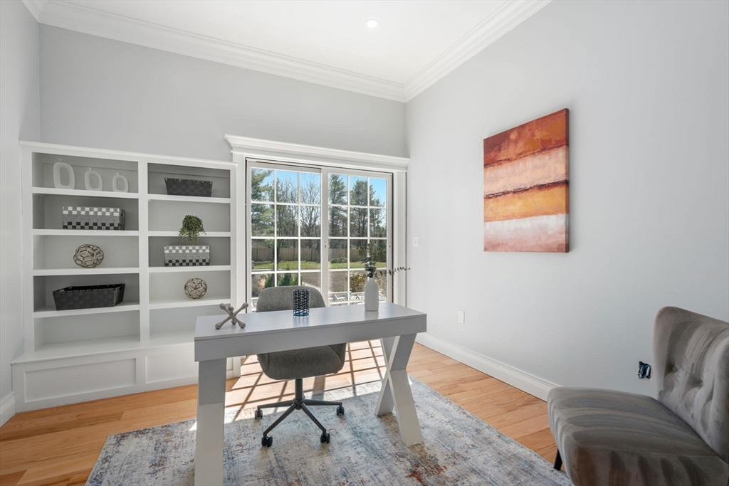 10 Hitching Post Lane Weston, MA 02493 - Photo 18 of 42 a workspace with furniture and window