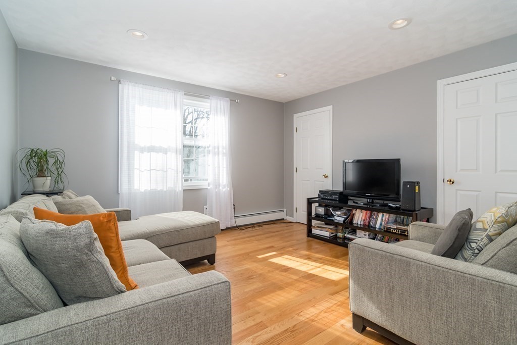 24 Westview Road, Unit 24 Natick, MA 01760 - Photo 5 of 19 Gallery Image 5