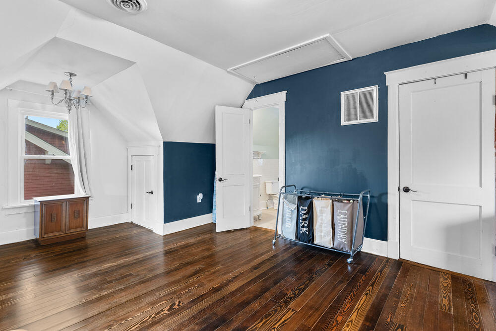 531 East Division Street Springfield, MO 65803 - Photo 24 of 30 FrameandFocus_WEBorMLS-29