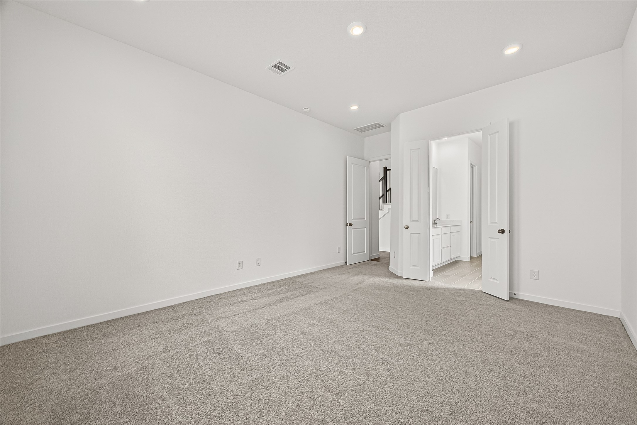 2419 Hazel Berry Street Manvel, TX 77578 - Photo 25 of 50 Master Bedroom