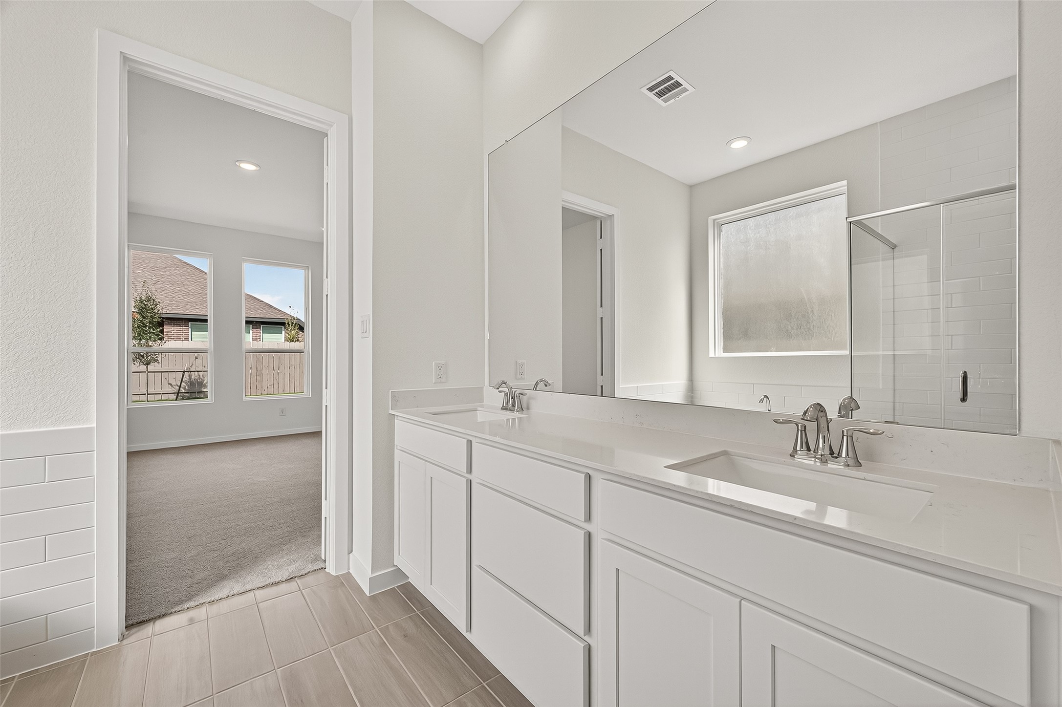 2419 Hazel Berry Street Manvel, TX 77578 - Photo 30 of 50 Master Bathroom