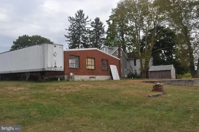 $295,000 | 1496 Highway 25, Millersburg, PA 17061