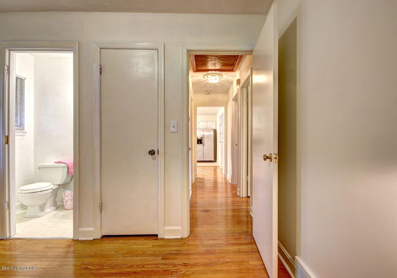 2014 Farnsley Road Louisville, KY 40216 - Photo 23 of 33 Farnsley #27