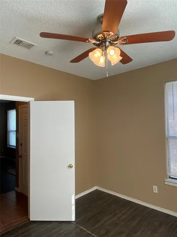$1,850 | 1133 Southpointe Drive, DeSoto, TX 75115