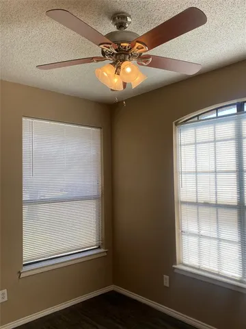 $1,850 | 1133 Southpointe Drive, DeSoto, TX 75115