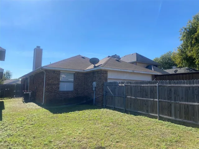 $1,850 | 1133 Southpointe Drive, DeSoto, TX 75115
