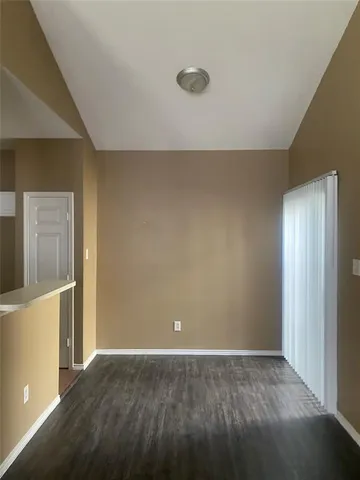 $1,950 | 1133 Southpointe Drive, DeSoto, TX 75115