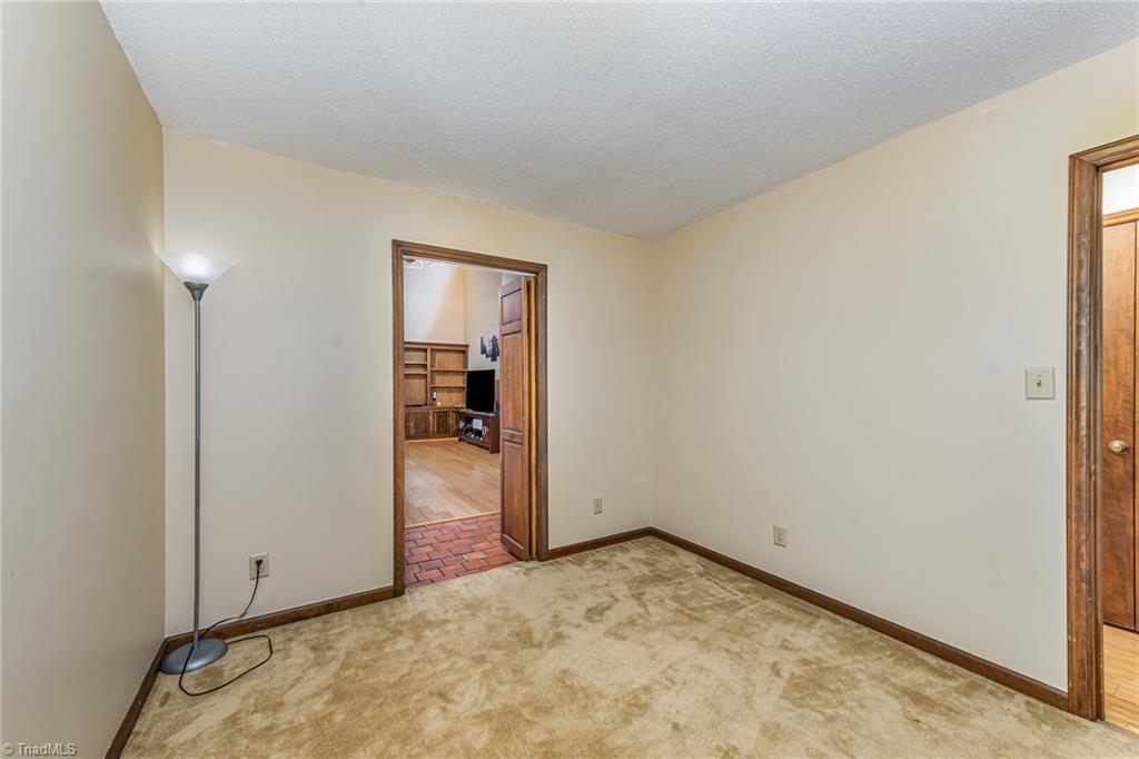 5435 Bunch Road Summerfield, NC 27358 - Photo 17 of 27