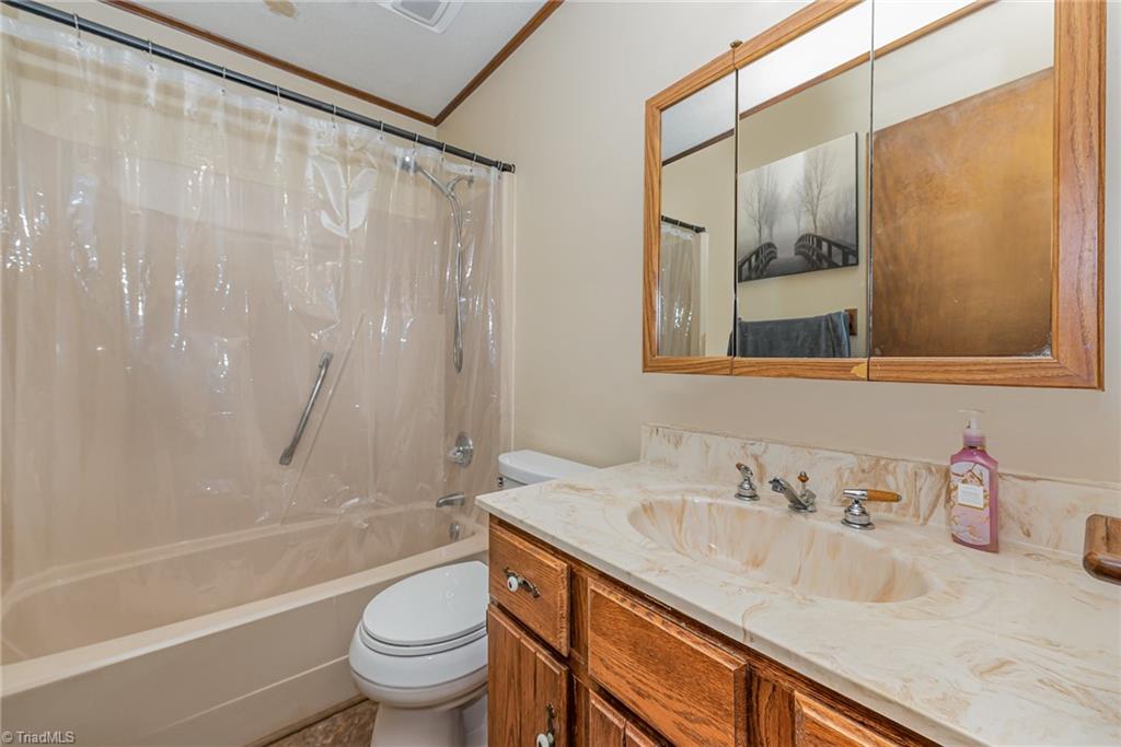 5435 Bunch Road Summerfield, NC 27358 - Photo 20 of 27