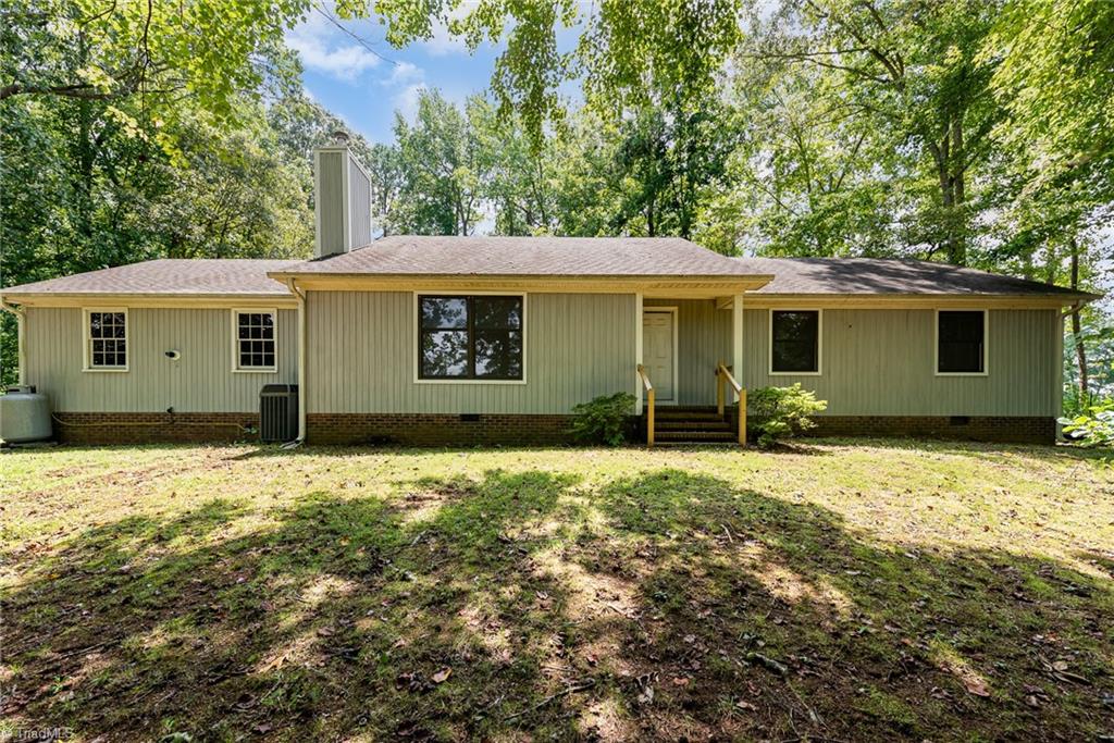 5435 Bunch Road Summerfield, NC 27358 - Photo 2 of 27