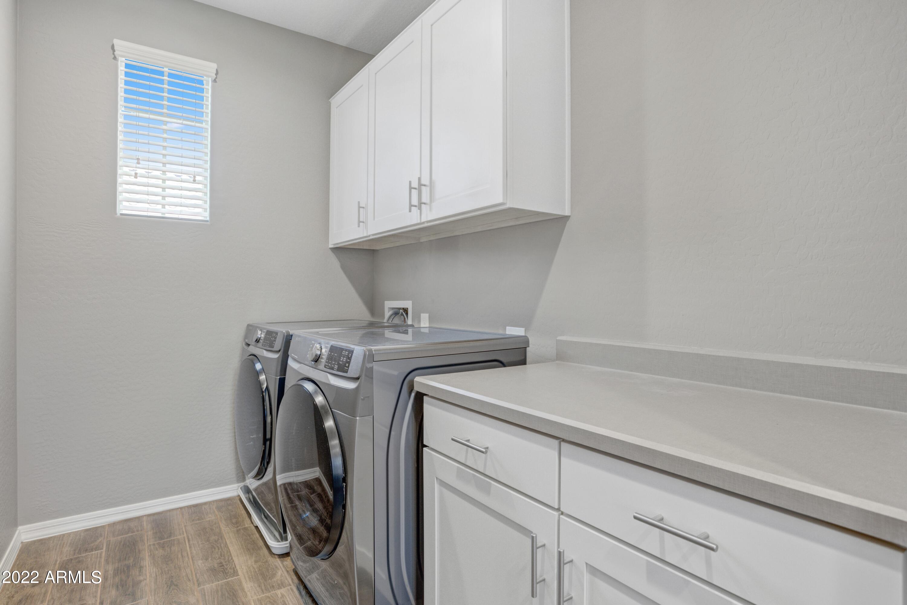 2048 South Agnes Lane Gilbert, AZ 85295 - Photo 23 of 31 Upstairs Laundry