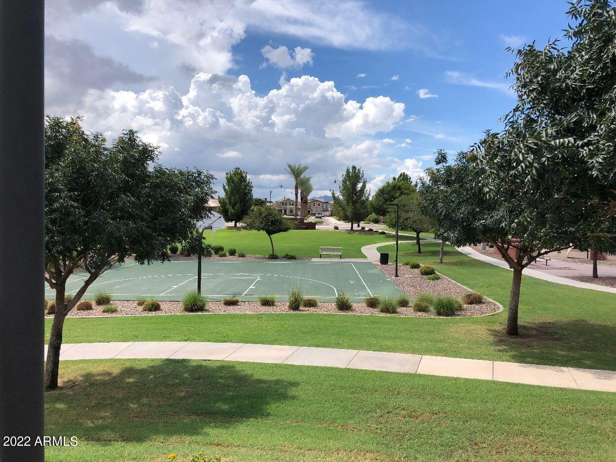 2048 South Agnes Lane Gilbert, AZ 85295 - Photo 29 of 31 Basketball Court