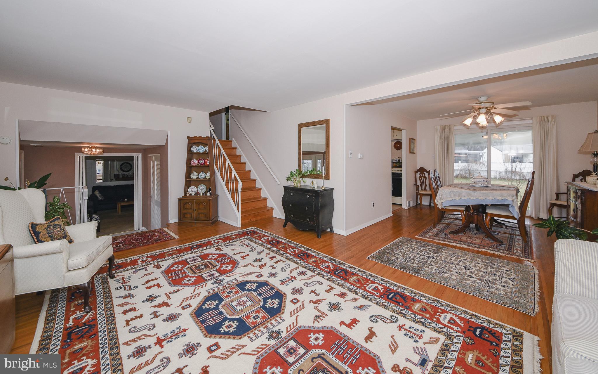 815 Rennard Circle Philadelphia, PA 19116 - Photo 6 of 22 Gallery Image 6