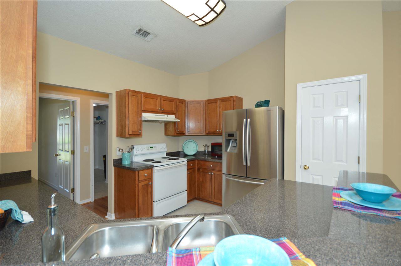 7085 Woodside Road Pensacola, FL 32526 - Photo 22 of 47 Gallery Image 22