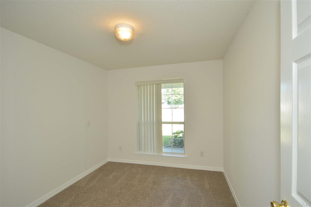 7085 Woodside Road Pensacola, FL 32526 - Photo 37 of 47 Gallery Image 37