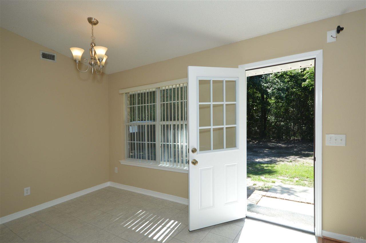 7085 Woodside Road Pensacola, FL 32526 - Photo 41 of 47 Gallery Image 41