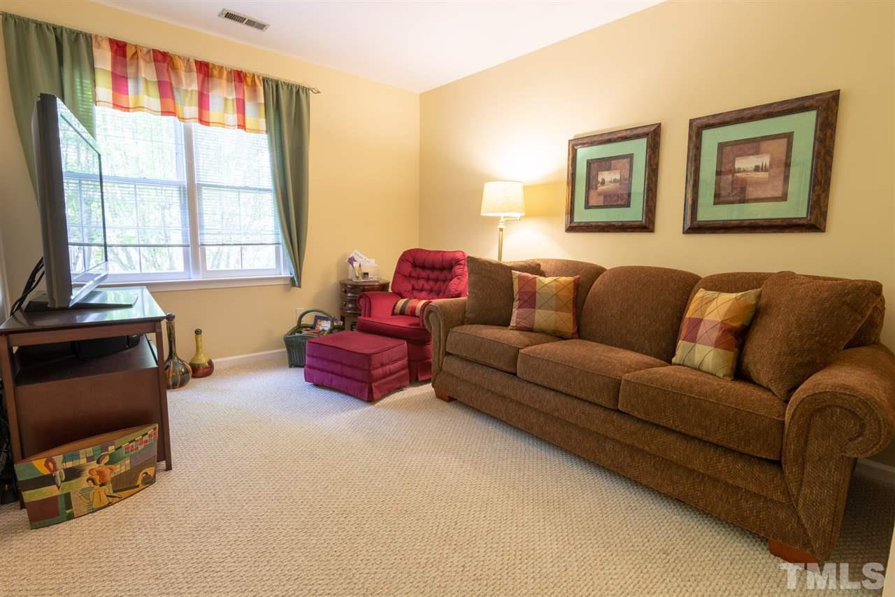 12100 Queensbridge Court Raleigh, NC 27613 - Photo 19 of 21