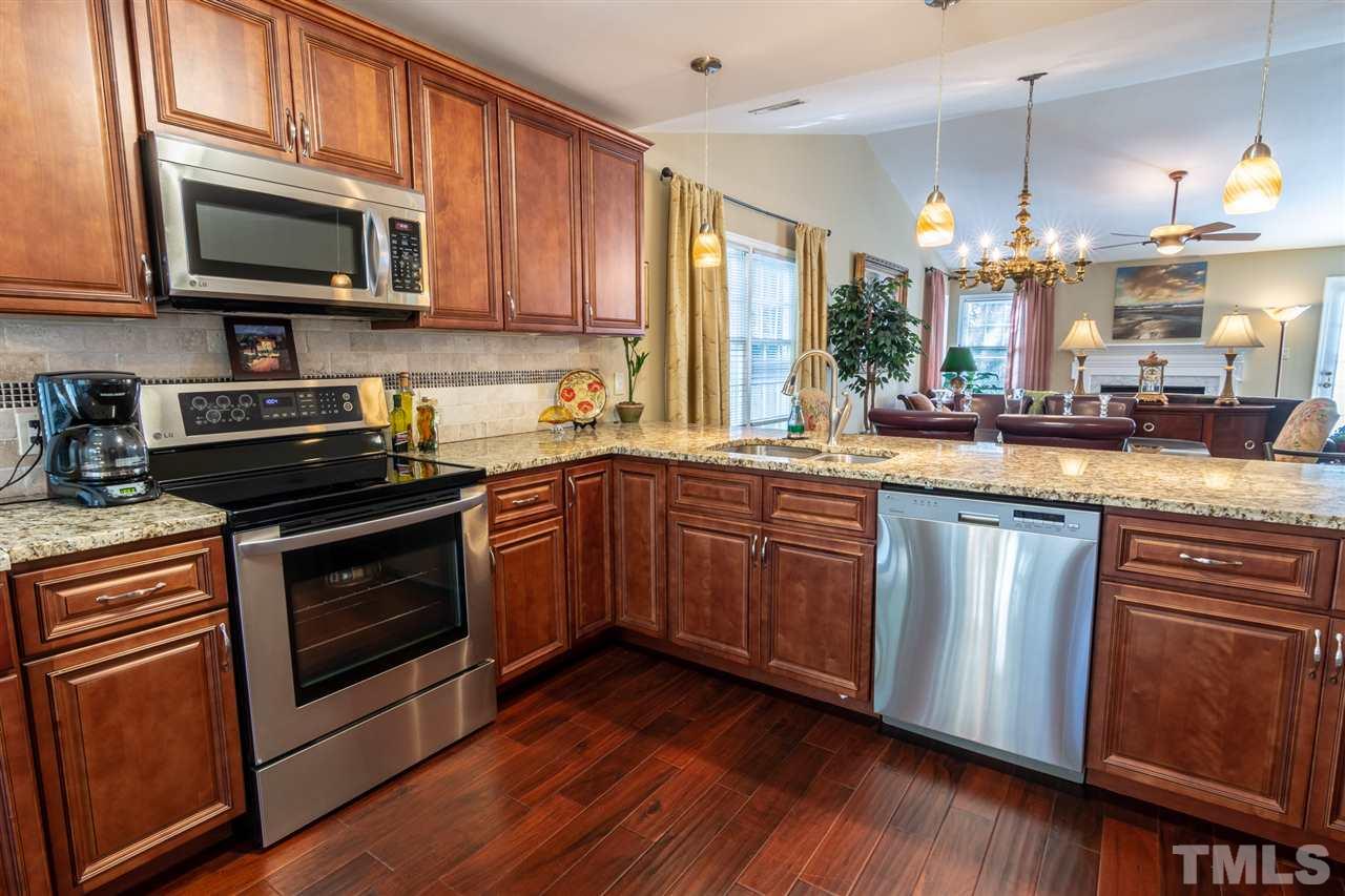 12100 Queensbridge Court Raleigh, NC 27613 - Photo 6 of 21