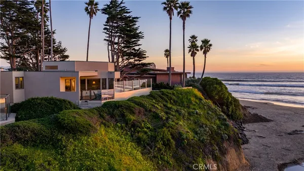 $3,090,900 | 3092 Studio Drive, Cayucos, CA 93430