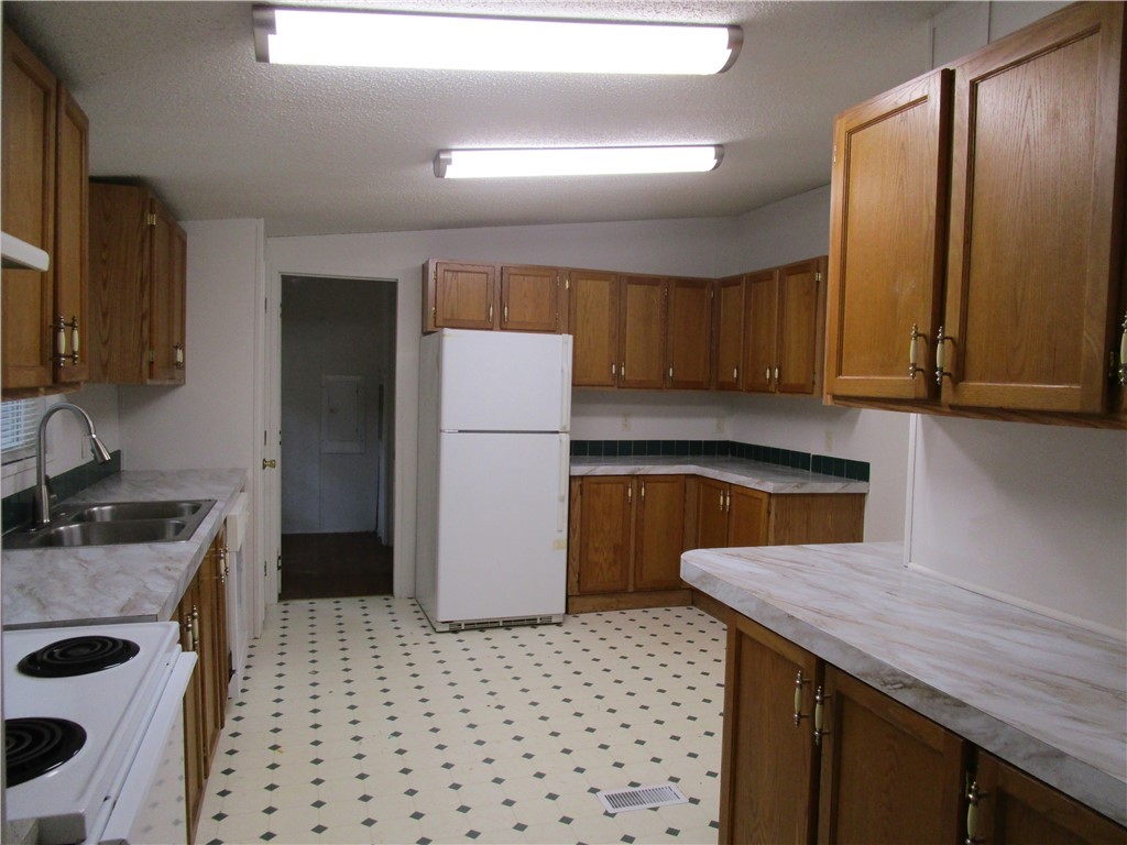 5 Fisher Jenkins Road, Unit ANDERSON Anderson, SC 29625 - Photo 8 of 16 Gallery Image 8