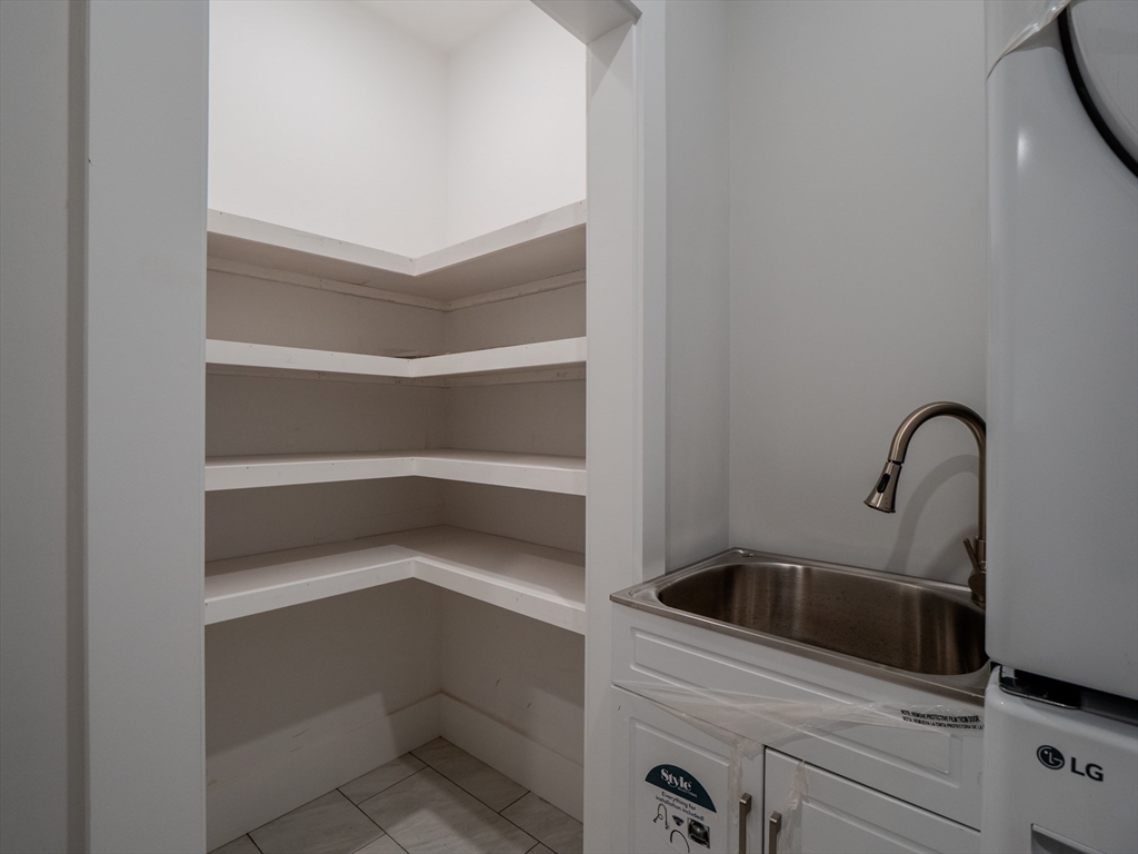 76 Center Street, Unit B Plympton, MA 02367 - Photo 14 of 31