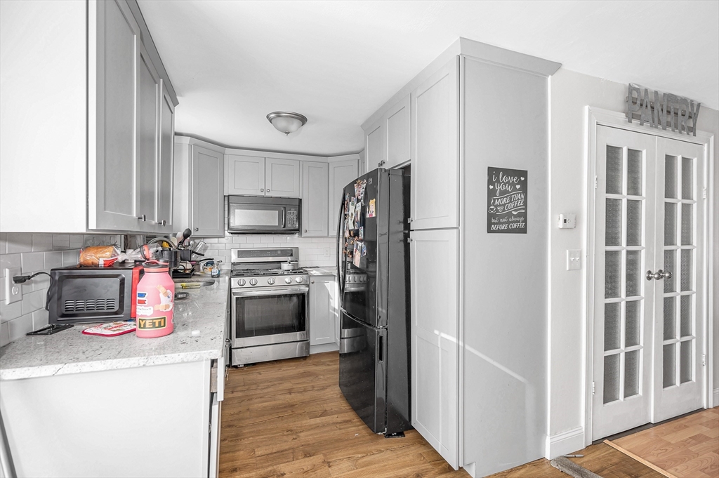 27-29 5th Street Lowell, MA 01850 - Photo 7 of 27