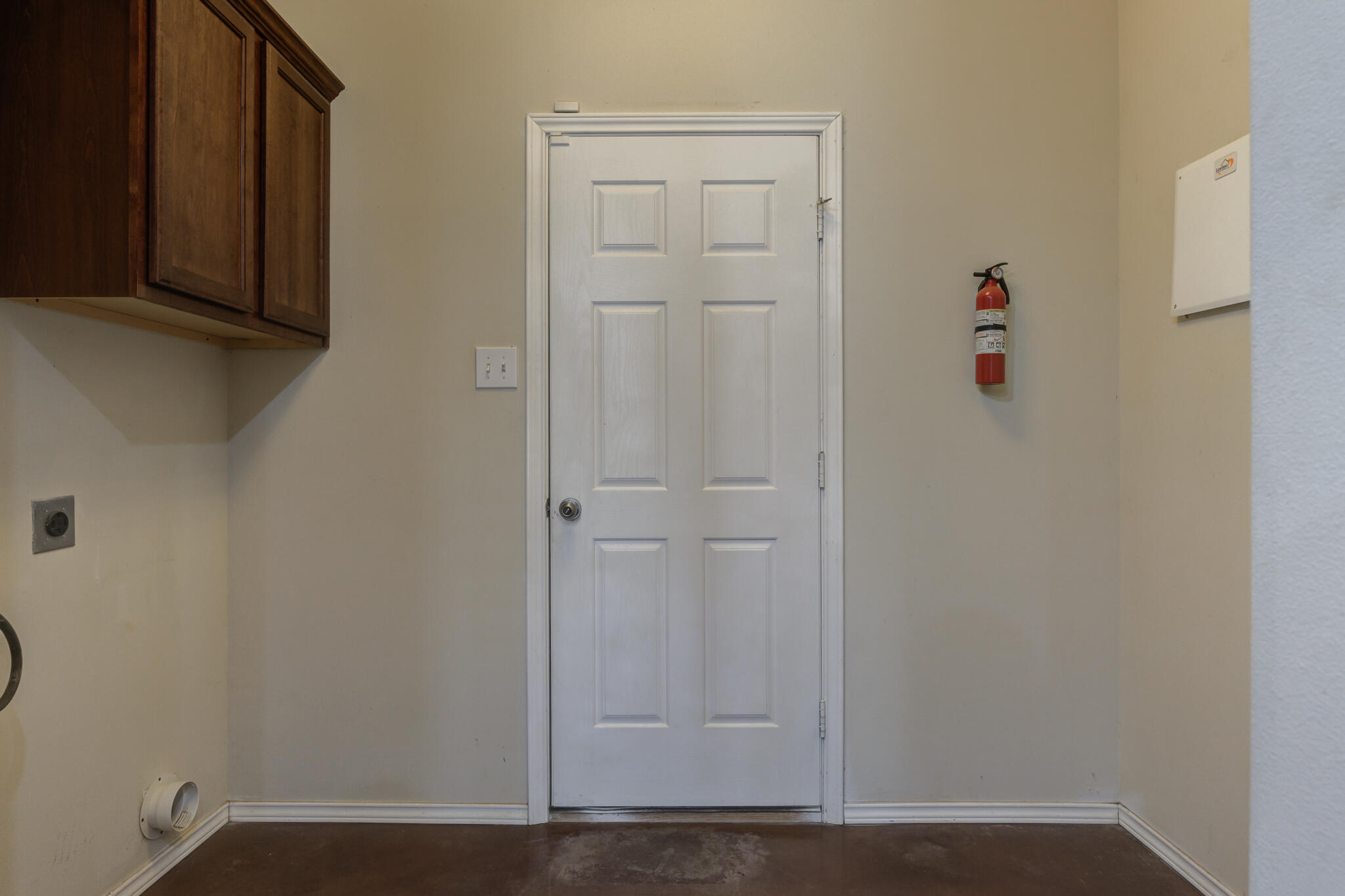 1240 Wheelock Street Lubbock, TX 79403 - Photo 18 of 19 a view of door