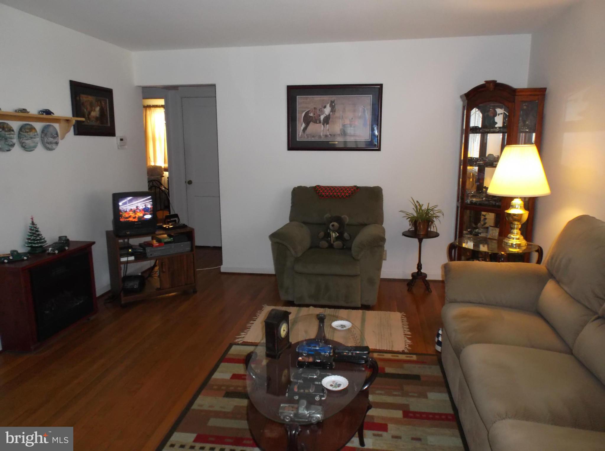 12109 Foley Street Silver Spring, MD 20902 - Photo 3 of 26 Living Room