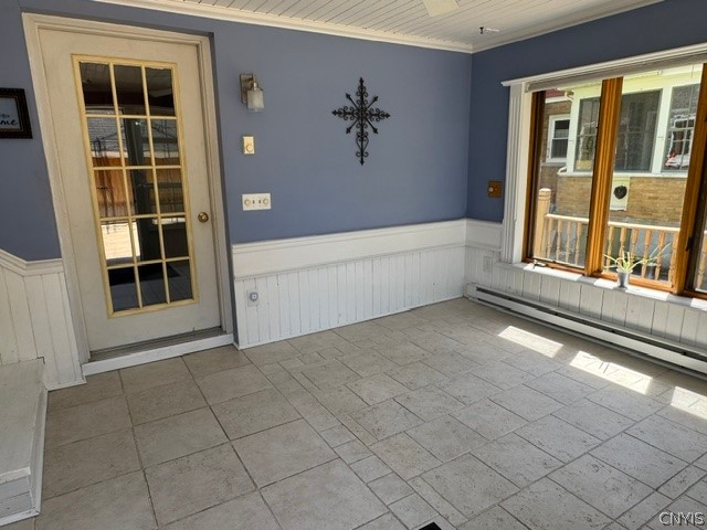 502 Broad Street Oneida, NY 13421 - Photo 7 of 43 Owner's apartment - sunroom