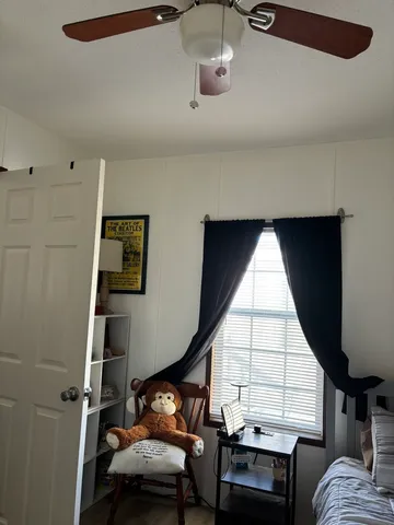 $45,000 | 3810 1st Street, Park City, IL 60085