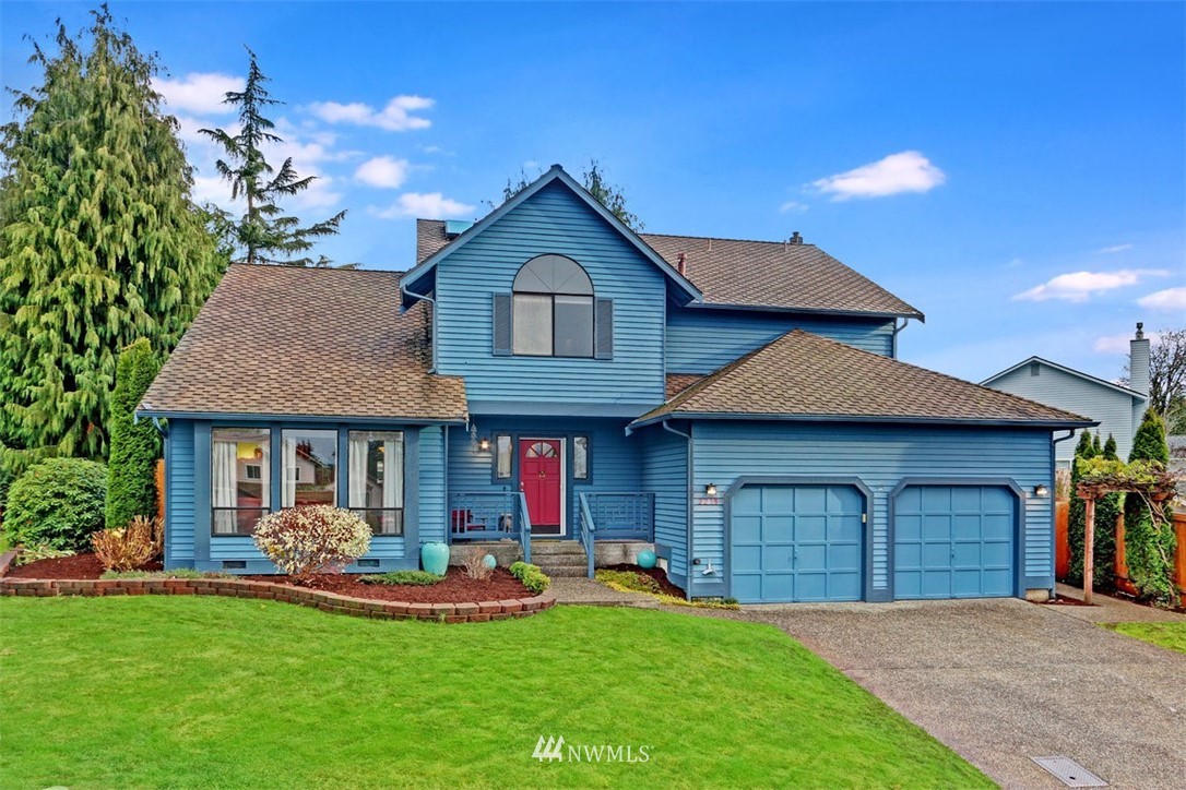 2218 Field Avenue Northeast Renton, WA 98059 - Photo 1 of 25 Gallery Image 1