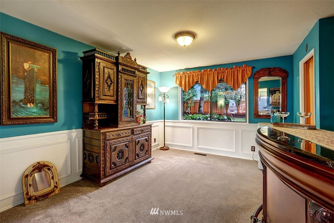 2218 Field Avenue Northeast Renton, WA 98059 - Photo 11 of 25 Gallery Image 11