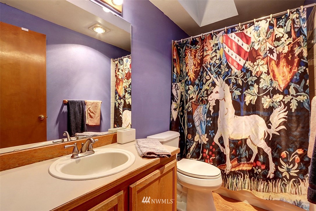 2218 Field Avenue Northeast Renton, WA 98059 - Photo 20 of 25 Gallery Image 20