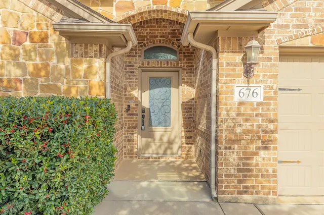 $400,000 | 676 Fossil Wood Drive, Saginaw, TX 76179
