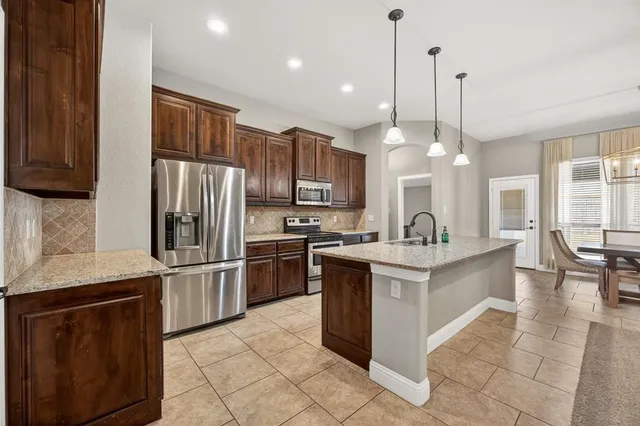 $400,000 | 676 Fossil Wood Drive, Saginaw, TX 76179