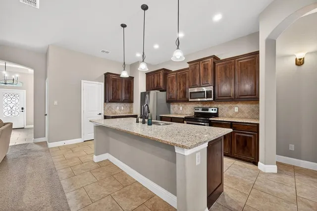 $400,000 | 676 Fossil Wood Drive, Saginaw, TX 76179