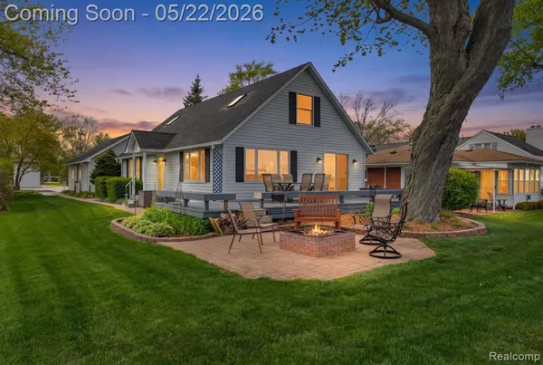 $690,000 | 5441 Pointe Drive, East China, MI 48054