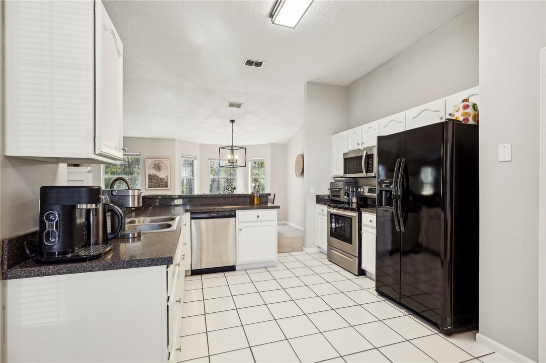 309 Hunt Club Road St. Marys, GA 31558 - Photo 10 of 55