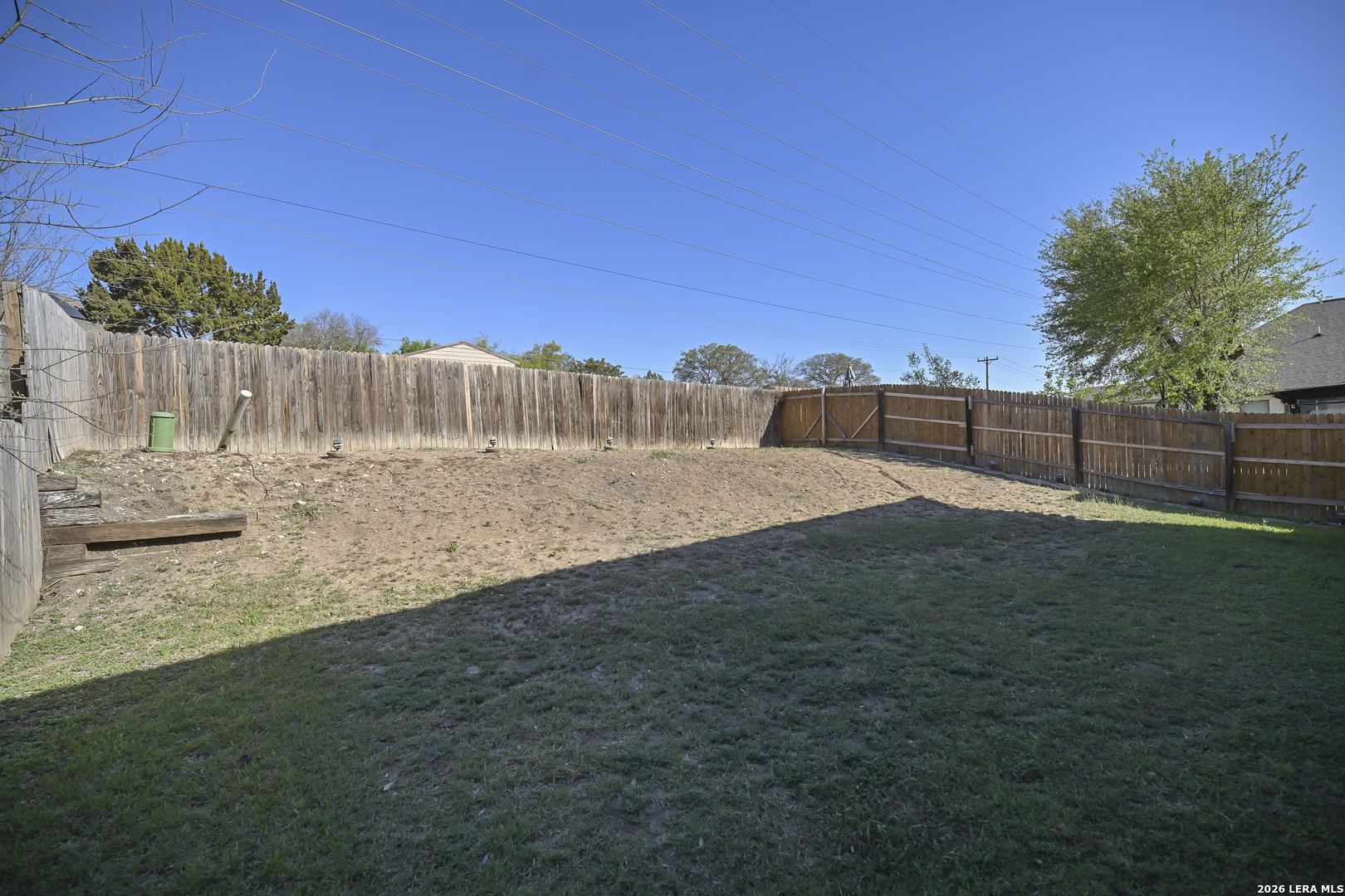 7207 Avery Road Live Oak, TX 78233 - Photo 41 of 42 a view of a backyard
