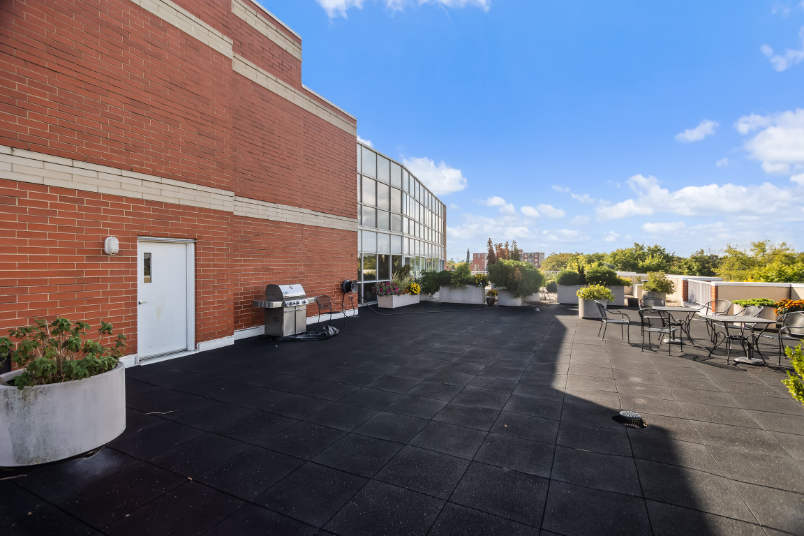 1415 Sherman Avenue, Unit 207 Evanston, IL 60201 - Photo 20 of 25 a view of outdoor space with seating area