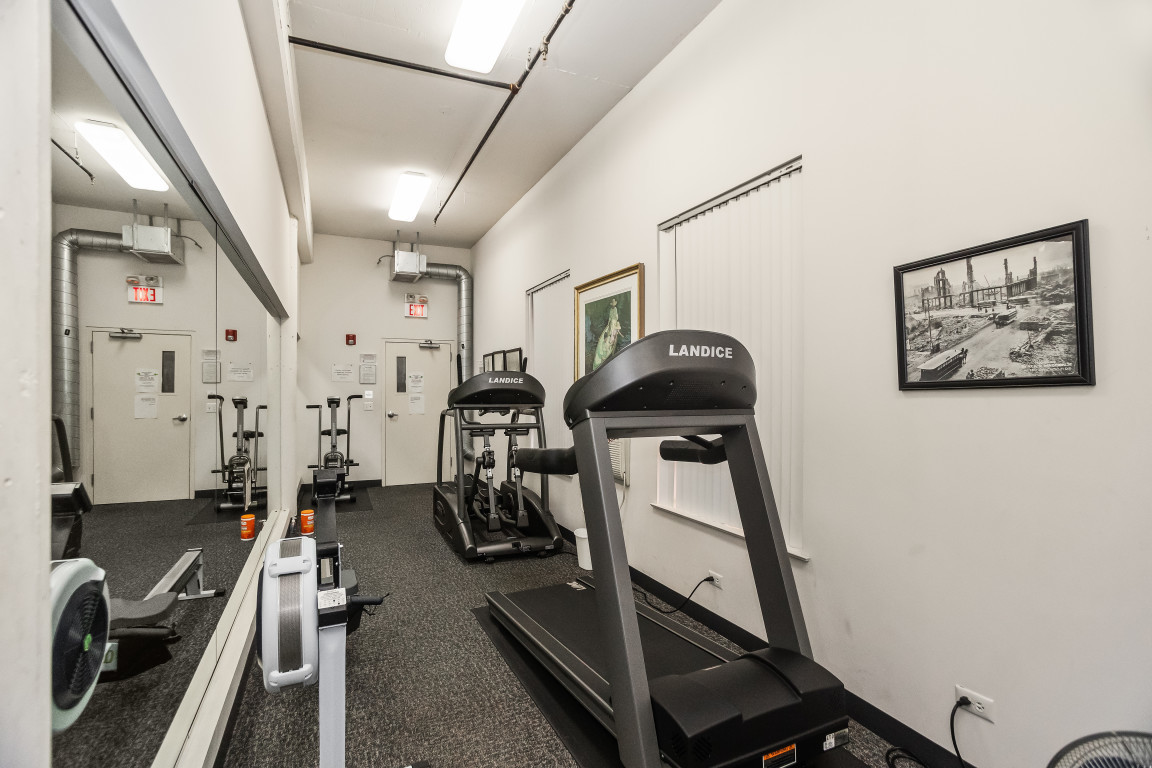 1415 Sherman Avenue, Unit 207 Evanston, IL 60201 - Photo 22 of 25 a view of a room with gym equipment
