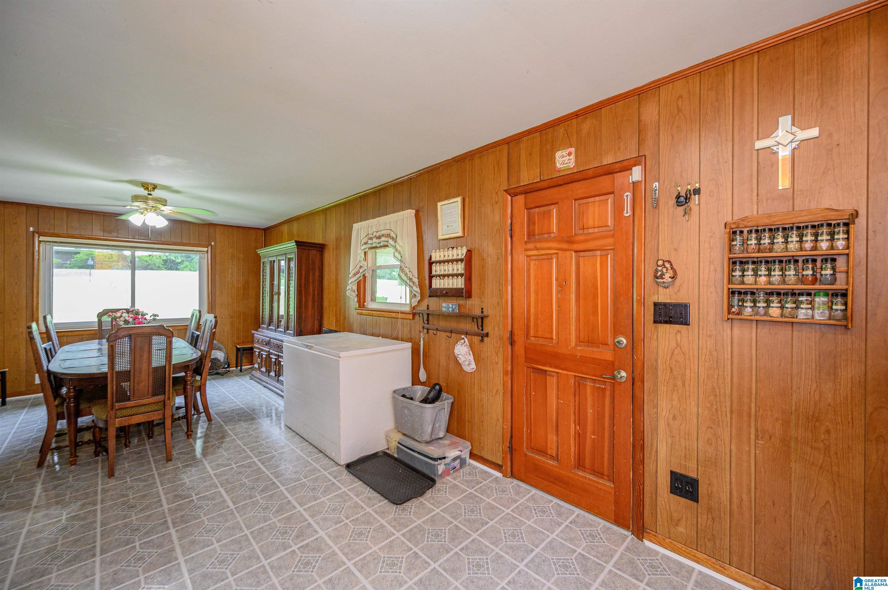 221 Porter Crest Road Graysville, AL 35073 - Photo 20 of 32