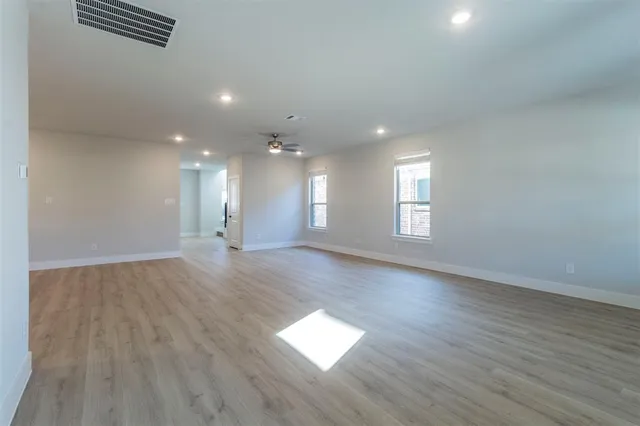 $2,800 | 2257 Vista Way, Waxahachie, TX 75165