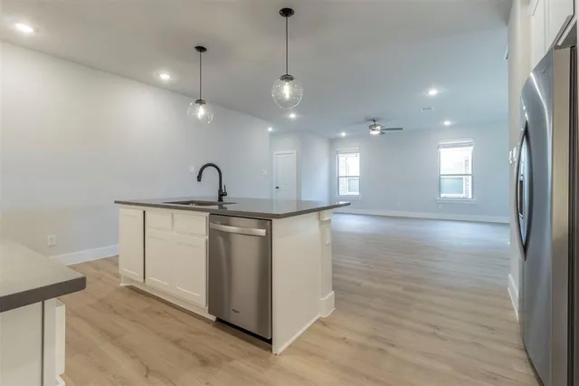 $2,800 | 2257 Vista Way, Waxahachie, TX 75165