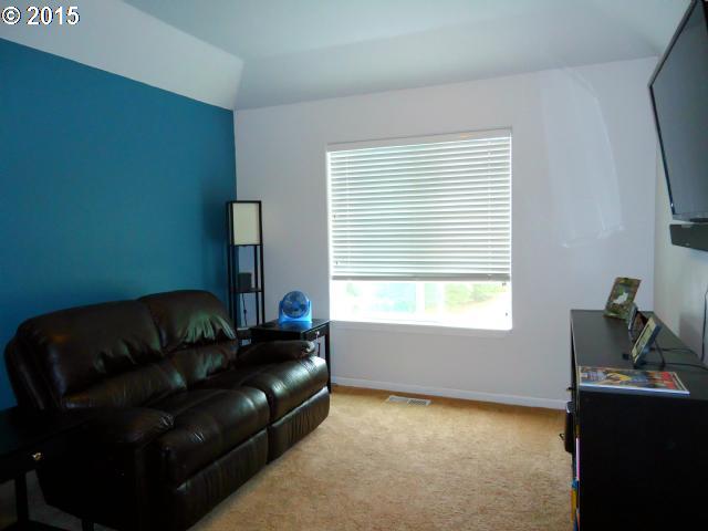 19800 Southwest Boones Ferry Road Tualatin, OR 97062 - Photo 11 of 12 Gallery Image 11
