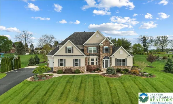 $795,000 | 113 Ashview Court, Nazareth, PA 18064