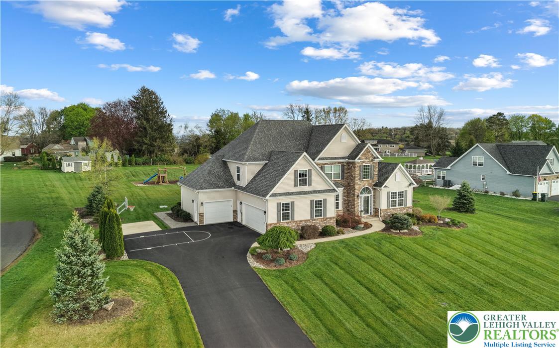 113 Ashview Court Nazareth, PA 18064 - Photo 41 of 41 a front view of a house with garden