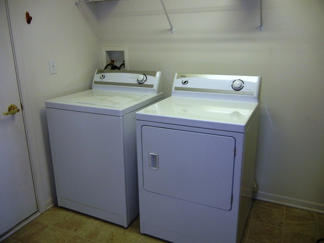 13468 Delaney Road Huntley, IL 60142 - Photo 15 of 17 a utility room with dryer and washer